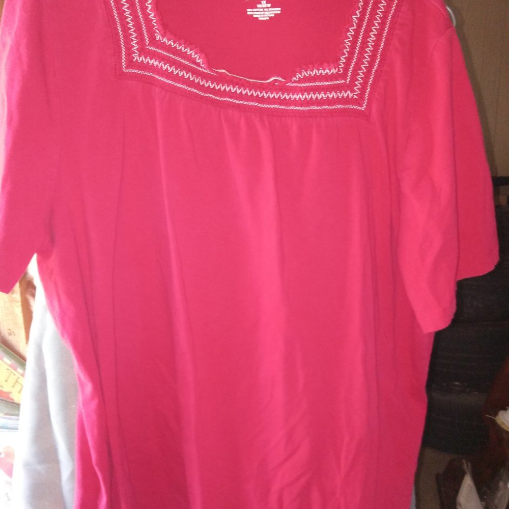 Women's Top